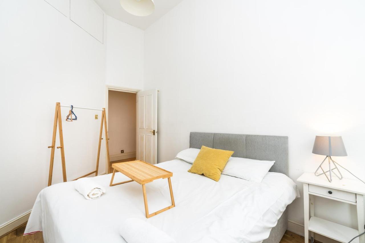 Spacious 2 Bedroom / Gloucester Road / Kensington London Exterior foto