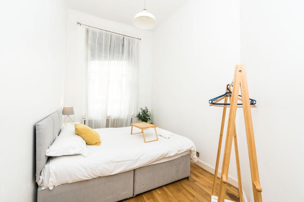 Spacious 2 Bedroom / Gloucester Road / Kensington London Exterior foto